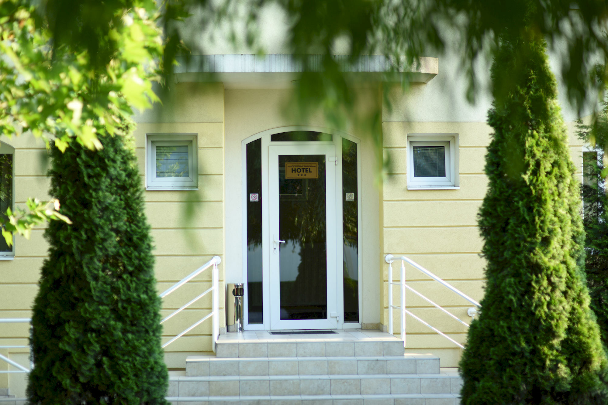 טימישוארה Hotel Imperial מראה חיצוני תמונה
