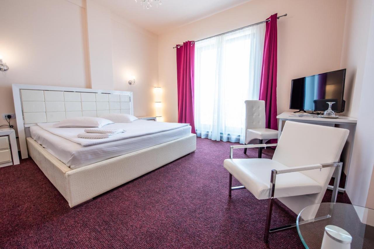 טימישוארה Hotel Imperial מראה חיצוני תמונה